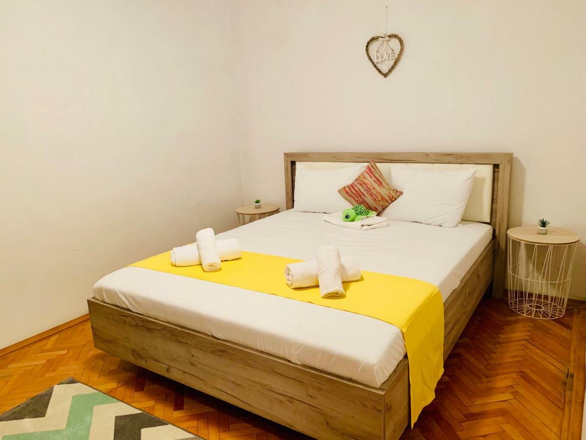 Ultracentral Apartment With All You Need: Wifi, Tv, Ac, Washer, Coffe Τιμισοάρα Εξωτερικό φωτογραφία